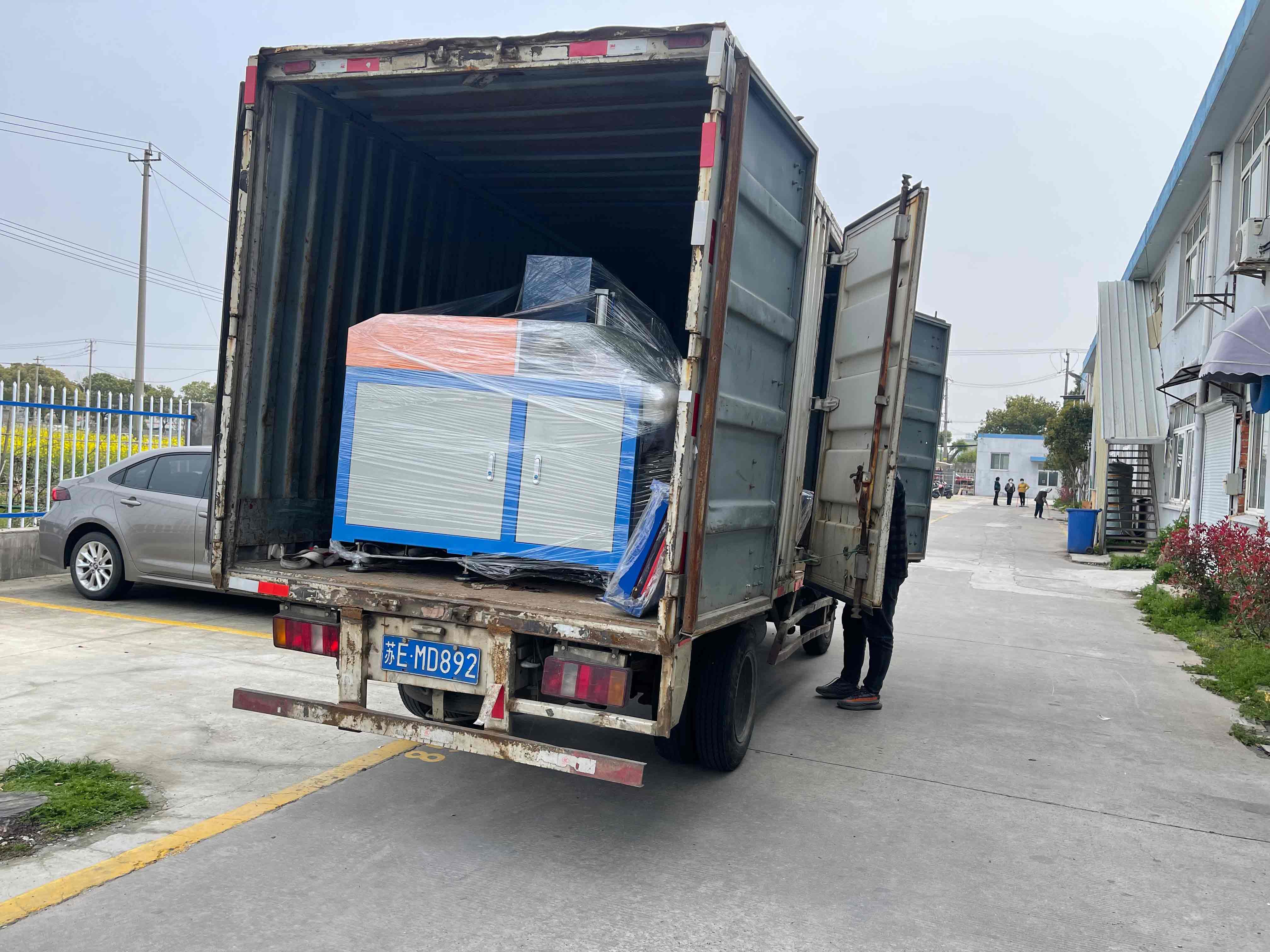 【青島】全自動切鋁機SDY-Q450已打包出庫，即將發(fā)往客戶現(xiàn)場